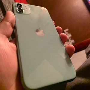 iPhone 11